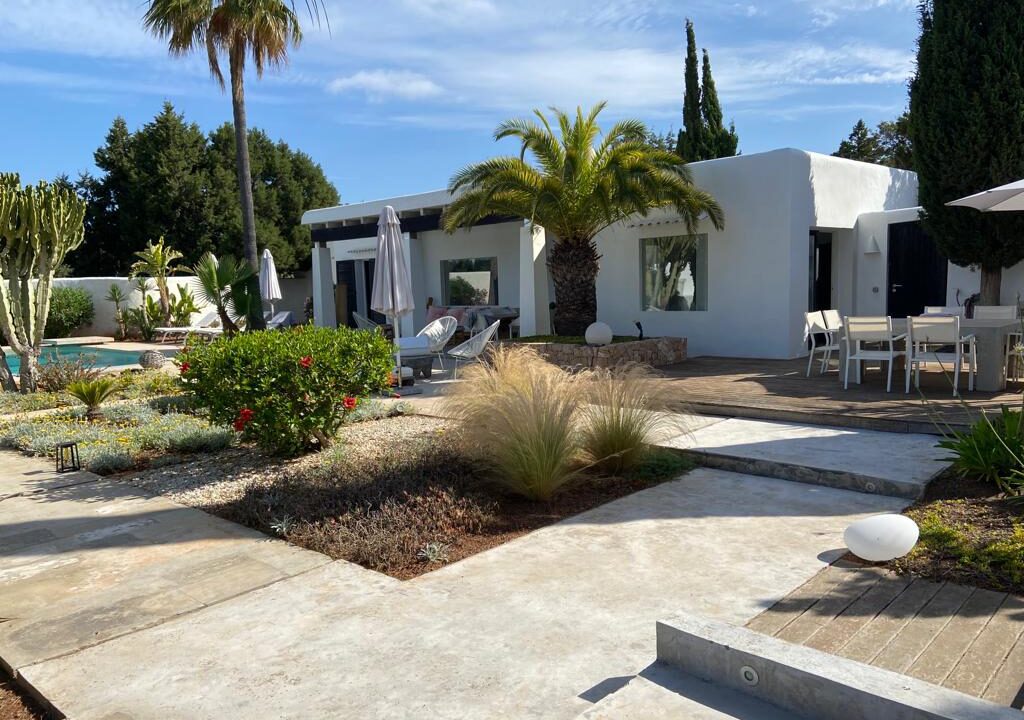 WhatsApp Image 2026-02-06 at 07.42.07 (2)