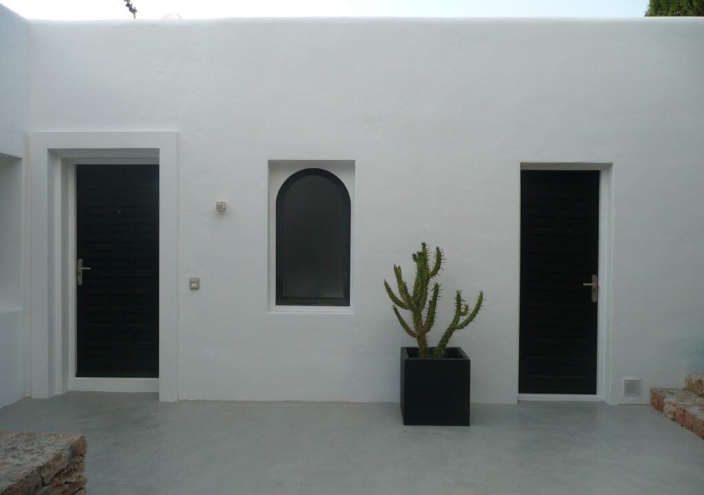 WhatsApp Image 2026-02-06 at 07.42.08 (1)